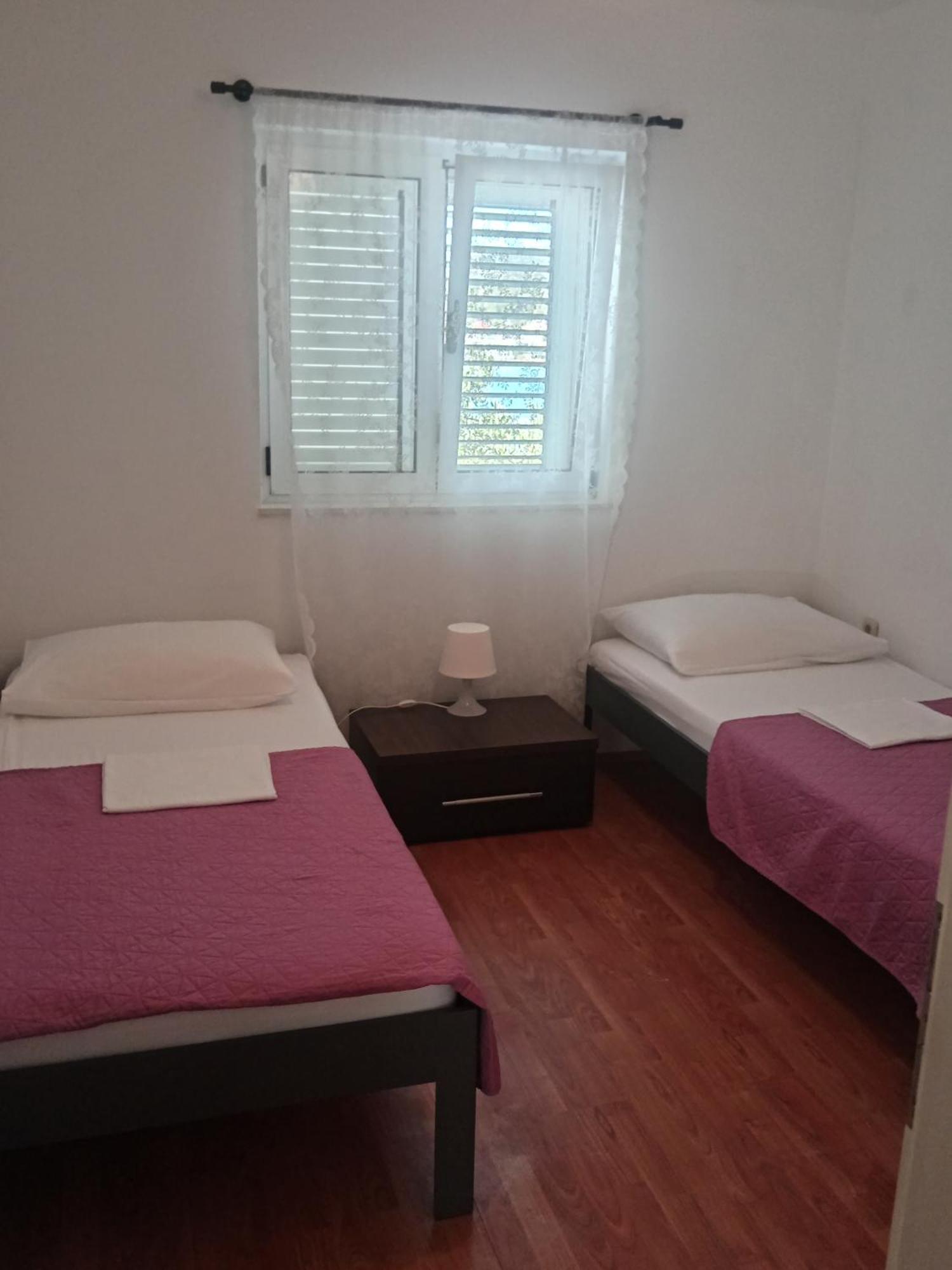 Lana Deluxe,Sevid Apartman Kültér fotó