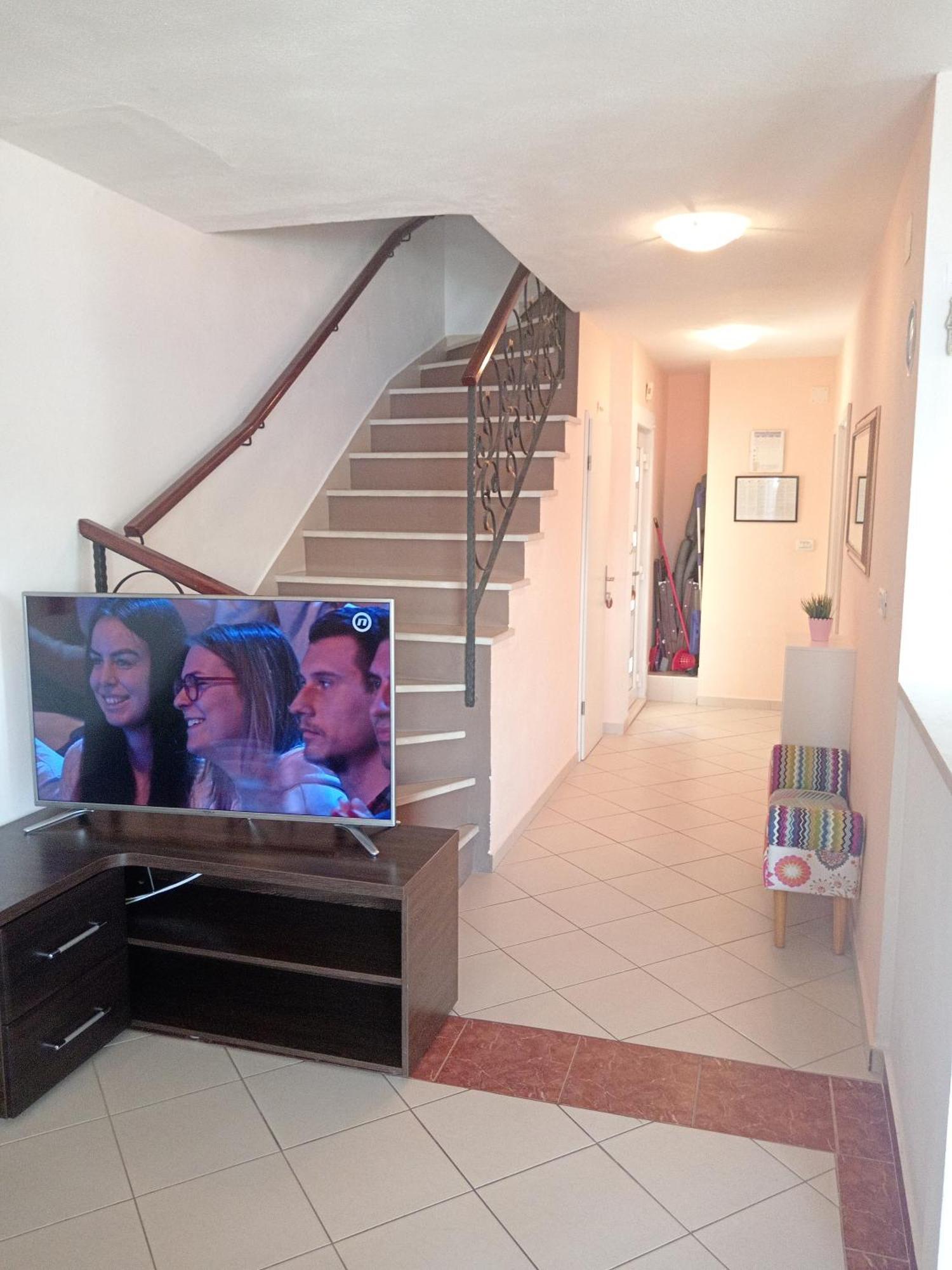 Lana Deluxe,Sevid Apartman Kültér fotó